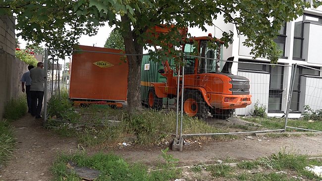 00001.00_14_06_43.Still077