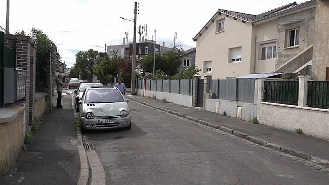 00001.00_16_18_35.Still090